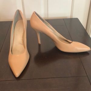 NINE WEST Nude heels